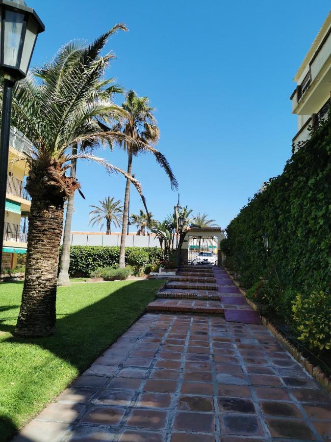 Lido Beachfront Τορρεμολίνος Εξωτερικό φωτογραφία