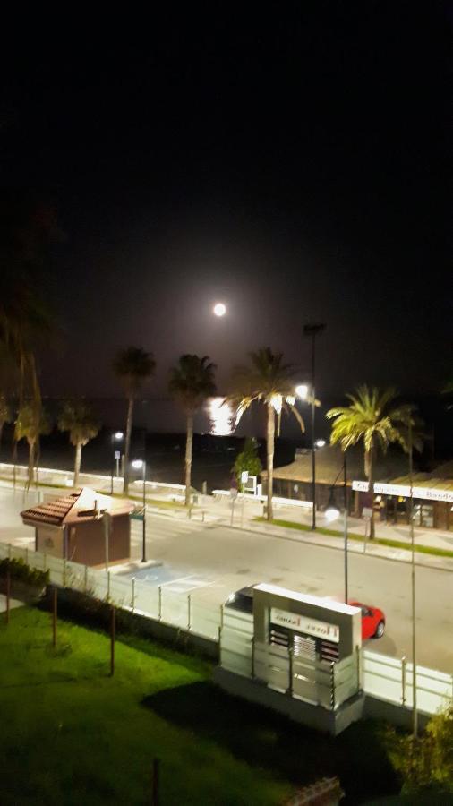 Lido Beachfront Τορρεμολίνος Εξωτερικό φωτογραφία